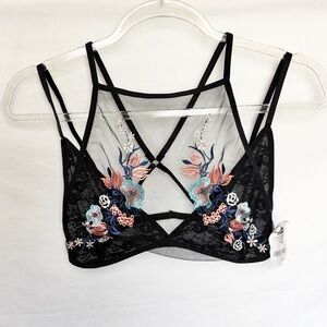 CHARLOTTE RUSSE | 🖤🩷 Black Floral Embroidered Lace Mesh Strappy Bralette